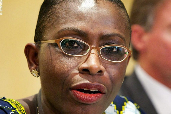 Chute des cours du pétrole : les mesures à prendre pour atténuer le choc, selon le FMI